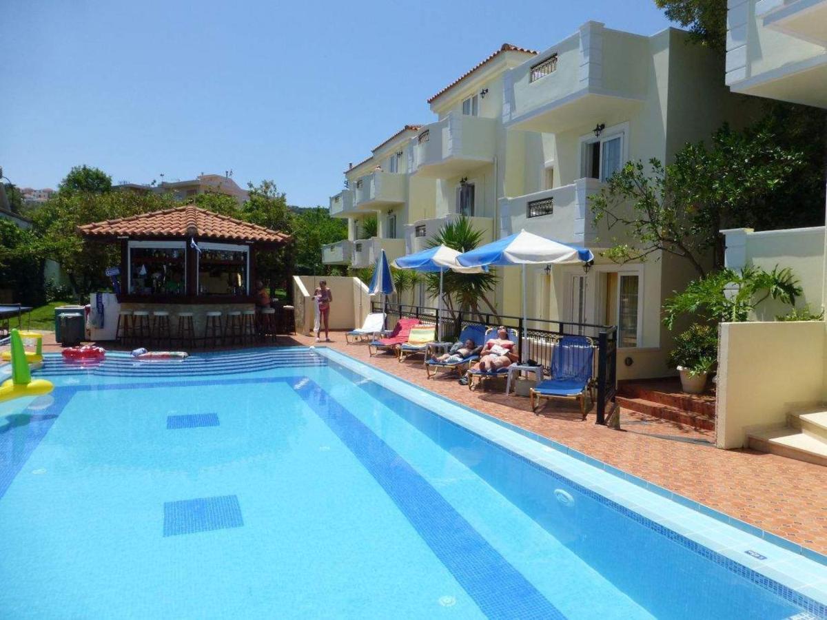 Sofia Studios & Apts Ajía Marína Kültér fotó