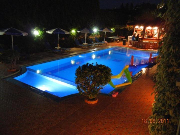 Sofia Studios & Apts Ajía Marína Kültér fotó