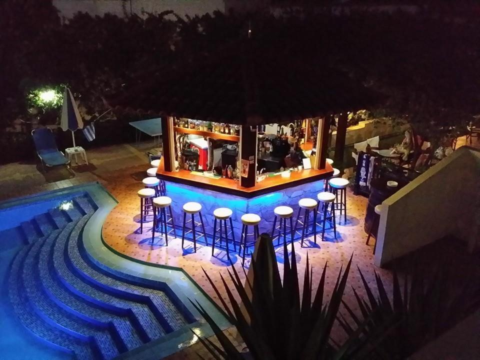 Sofia Studios & Apts Ajía Marína Kültér fotó